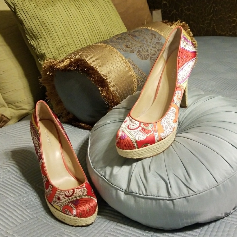 NINE WEST PAISLEY HEELS